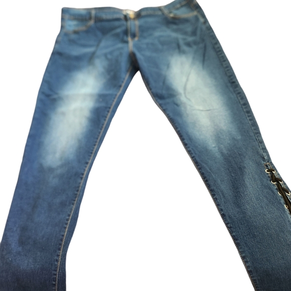 Plus size jeans - Picture 2 of 2